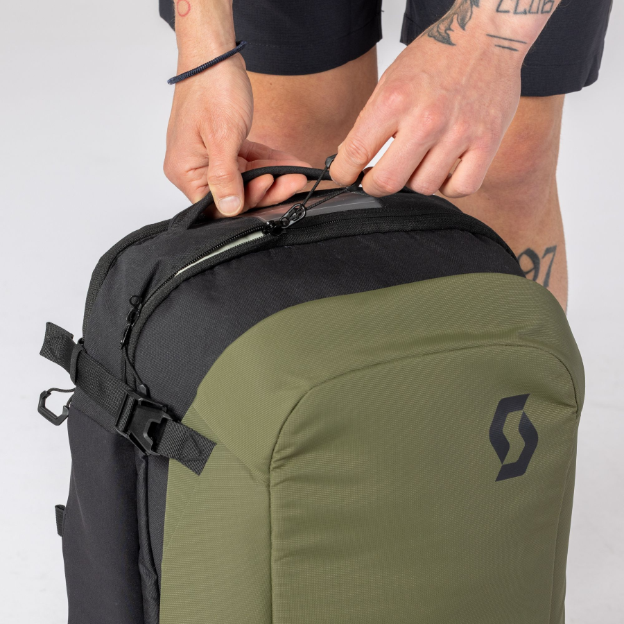 SCOTT Gear 40 -reppu Douglas Green/Black