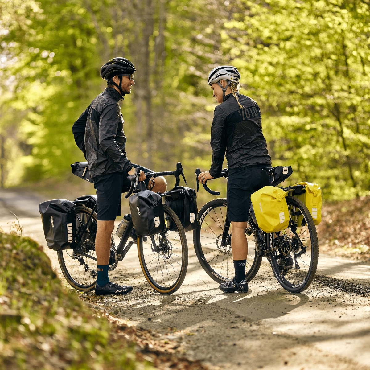 Thule Shield vedenpitävät pyörälaukut 2x13L sininen